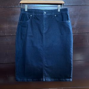 Banana Republic denim skirt, EUC